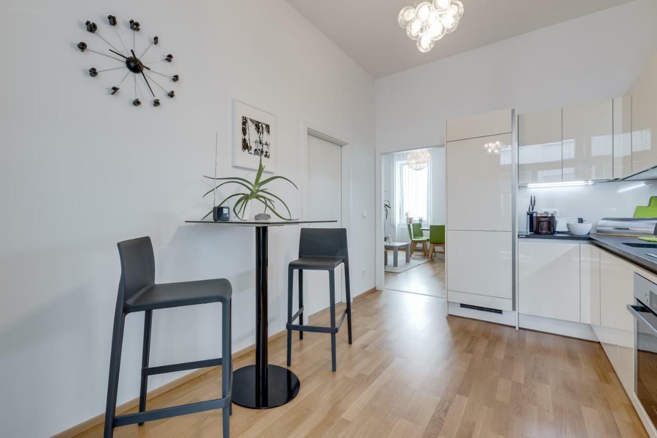 Modern Vienna Apartman Kültér fotó